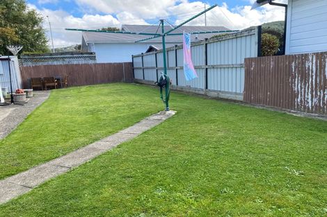 Photo of property in 37 Plunket Avenue, Petone, Lower Hutt, 5012