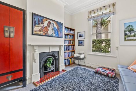 Photo of property in 163 Highgate, Roslyn, Dunedin, 9010