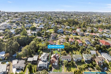 Photo of property in 36 Compton Street, Hillcrest, Auckland, 0627