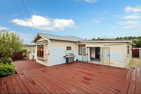 Photo of property in 1 Marshall Street, Bradford, Dunedin, 9011