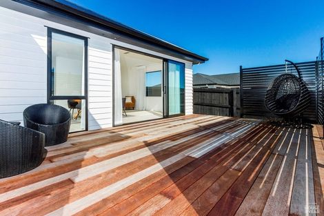 Photo of property in 5 Edward Abell Street, Wainui, 0932