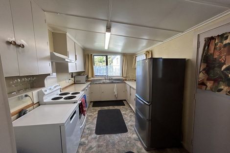 Photo of property in 16 Spiers Street, Kakanui, Oamaru, 9495