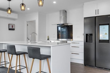 Photo of property in 76 Parsonage Road, Woodend, 7610