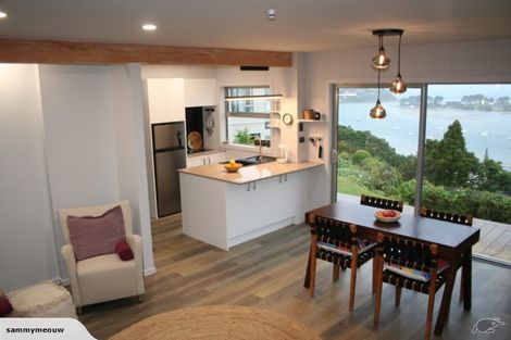 Photo of property in 12 Tairua Heights, Tairua, 3508