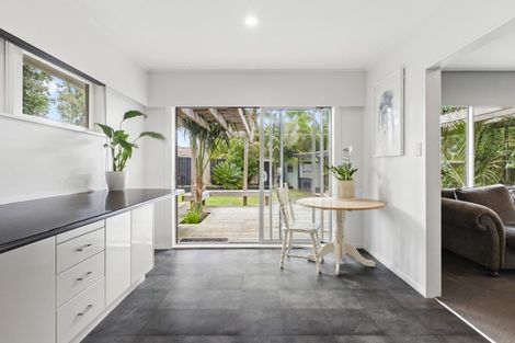 Photo of property in 25 Garden Terrace, Pukekohe, 2120