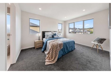 Photo of property in 29 Carrickdawson Drive, Flat Bush, Auckland, 2019