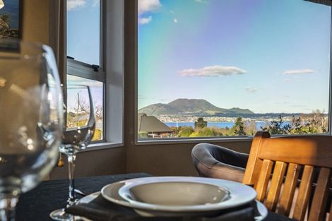 Photo of property in 11a Kinder Street, Acacia Bay, Taupo, 3330