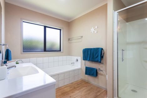 Photo of property in 68 Matemuri Drive, Papamoa Beach, Papamoa, 3118