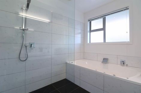 Photo of property in 92 Douglas Street, Highfield, Timaru, 7910