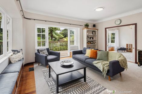 Photo of property in 63 Cashmere Avenue, Khandallah, Wellington, 6035