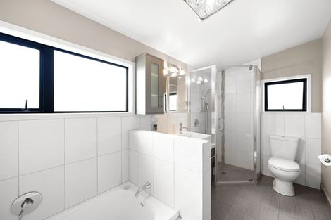 Photo of property in 8 Bishopsworth Way, Huntington, Hamilton, 3210