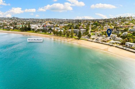 Photo of property in 1/28 Manly Esplanade, Browns Bay, Auckland, 0630