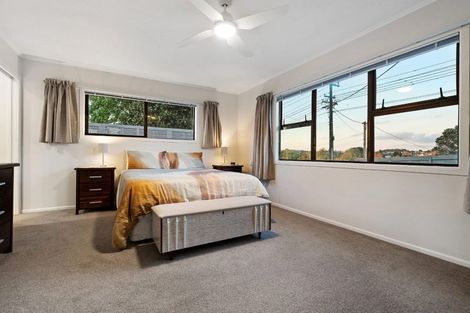 Photo of property in 76 Stanley Road, Glenfield, Auckland, 0629