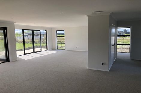 Photo of property in 11 The Lakes Drive, Kerikeri, 0230