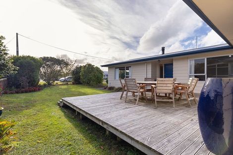 Photo of property in 10 Avon Street, Rongotea, 4476