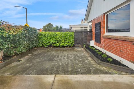 Photo of property in 75 Wai-iti Crescent, Woburn, Lower Hutt, 5010