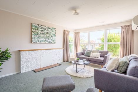 Photo of property in 33 Park Street, Winton, 9720