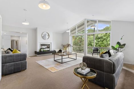 Photo of property in 122 Beach Road, Castor Bay, Auckland, 0620
