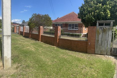 Photo of property in 14 Picton Street, Papatoetoe, Auckland, 2024