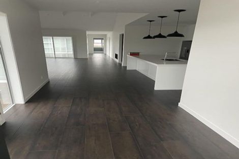 Photo of property in 9 Moya Drive, Matakana, 0985