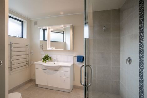 Photo of property in 51 Kirkwood Avenue, Upper Riccarton, Christchurch, 8041