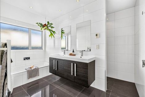 Photo of property in 10 Telford Place, Flagstaff, Hamilton, 3210