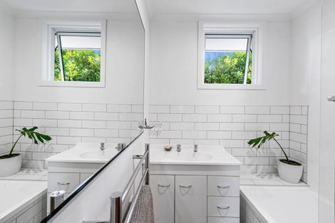 Photo of property in 35a Carthew Street, Okato, 4335