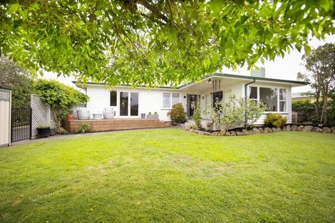 Photo of property in 4 Clare Place, Pirimai, Napier, 4112