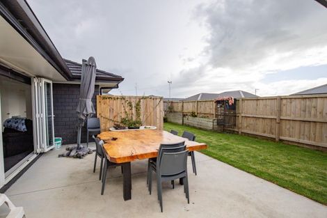 Photo of property in 8 Costello Drive, Ngatea, 3503