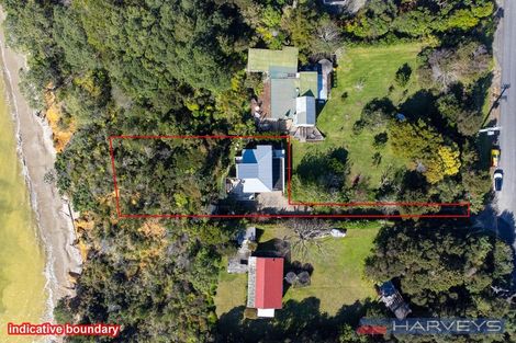 Photo of property in 211 Howard Road, Orere Point, Papakura, 2585