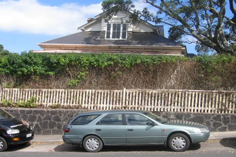 Photo of property in 5 Mozeley Avenue, Devonport, Auckland, 0624