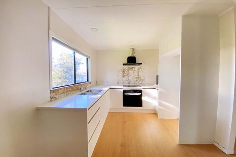 Photo of property in 9 Kopu Place, Clendon Park, Auckland, 2103