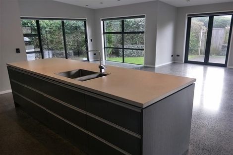 Photo of property in 82d Brooklands Road, Brooklands, New Plymouth, 4310