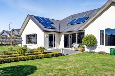 Photo of property in 4 Nikau Place, Hawera, 4610