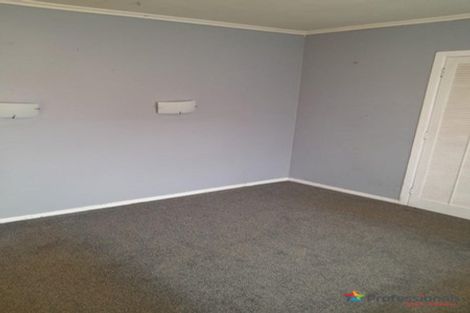 Photo of property in 7 Hallberry Road, Mangere East, Auckland, 2024