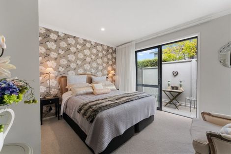 Photo of property in 29 Pukenamu Road, Rainbow Point, Taupo, 3330