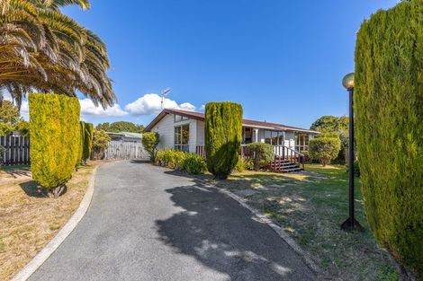 Photo of property in 7 Kanawa Street, Waikanae, 5036