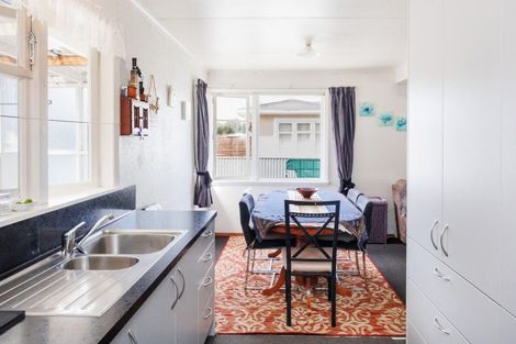 Photo of property in 108 Highbury Avenue, Highbury, Palmerston North, 4412