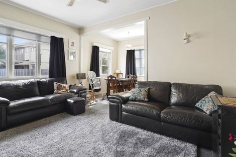 Photo of property in 28 Epsom Road, Sockburn, Christchurch, 8042