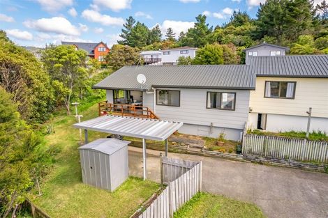 Photo of property in 14b Fenchurch Grove, Stokes Valley, Lower Hutt, 5019