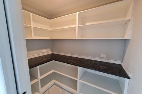 Photo of property in 40 Whatumairangi Way, Owhata, Rotorua, 3010