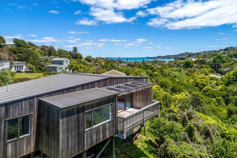 Photo of property in 33c Ocean Road, Surfdale, Waiheke Island, 1081