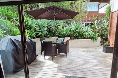 Photo of property in 43 Sharon Road, Waiake, Auckland, 0630