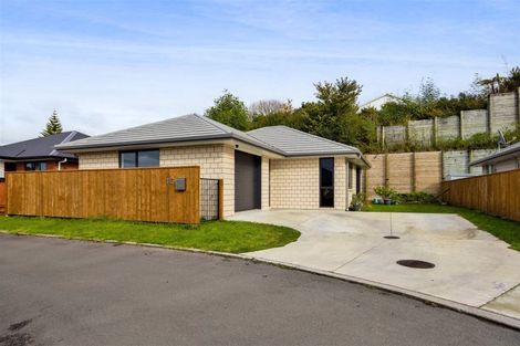 Photo of property in 16 Nukuroa Close, Waitara, 4320