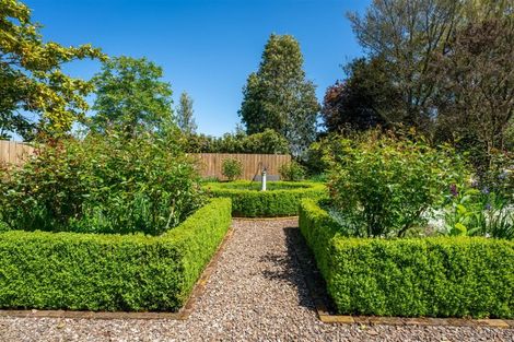 Photo of property in 17 Parsonage Road, Waimate, 7924