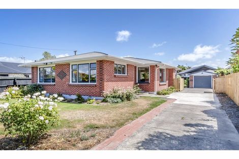 Photo of property in 15 Torquay Place, Bryndwr, Christchurch, 8053