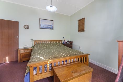 Photo of property in 42 Gaine Street, New Plymouth, 4310