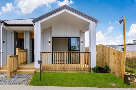 Photo of property in 14 Ihi Place, Karaka, 2578