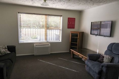 Photo of property in 16 Kildare Place, Waikiwi, Invercargill, 9810