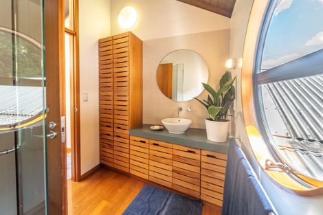 Photo of property in 16 Creswell Street, Opua, 0200